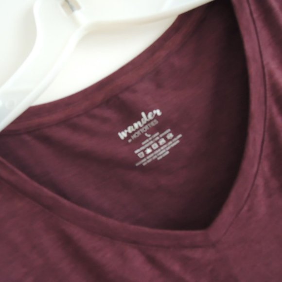 Ladies Top Size XL Burgundy L/S Thumbhole Relaxed Tunic - Wander by Hottotties - Picture 6 of 9